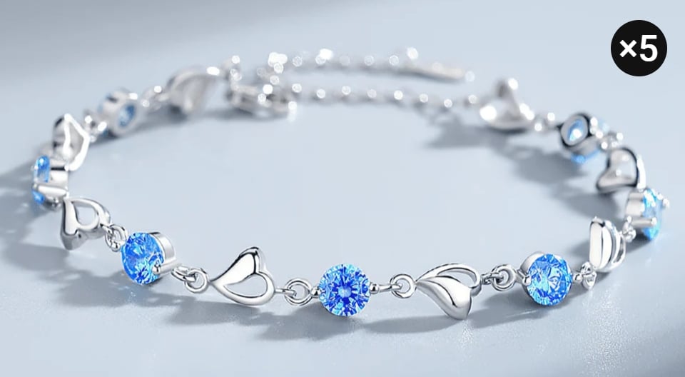 ✨Elegant Sparkling Lucky Clover Bracelet🍀